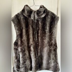 Bill Blass Blassport reversible faux fur vest